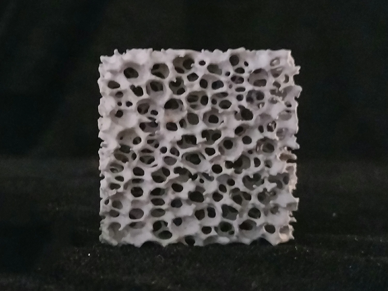 37x37x12.5-10PPI SIC Ceramic Foam Filter - Image 2